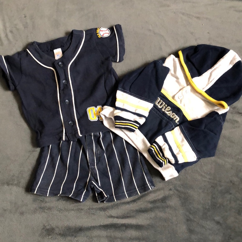 Old Navy boys short set 6-12 months and Wilson sweatshirt 12 months